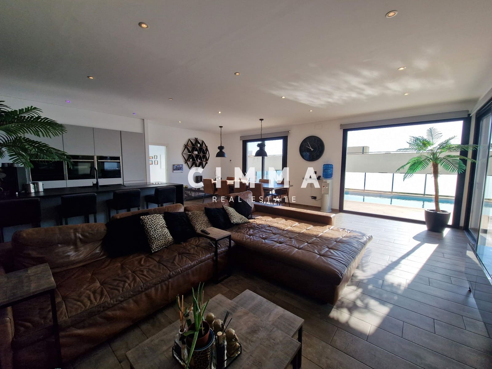 4 bedroom Villa for sale in Calpe / Calp with garage - € 1,300,000 (Ref: 9359430)