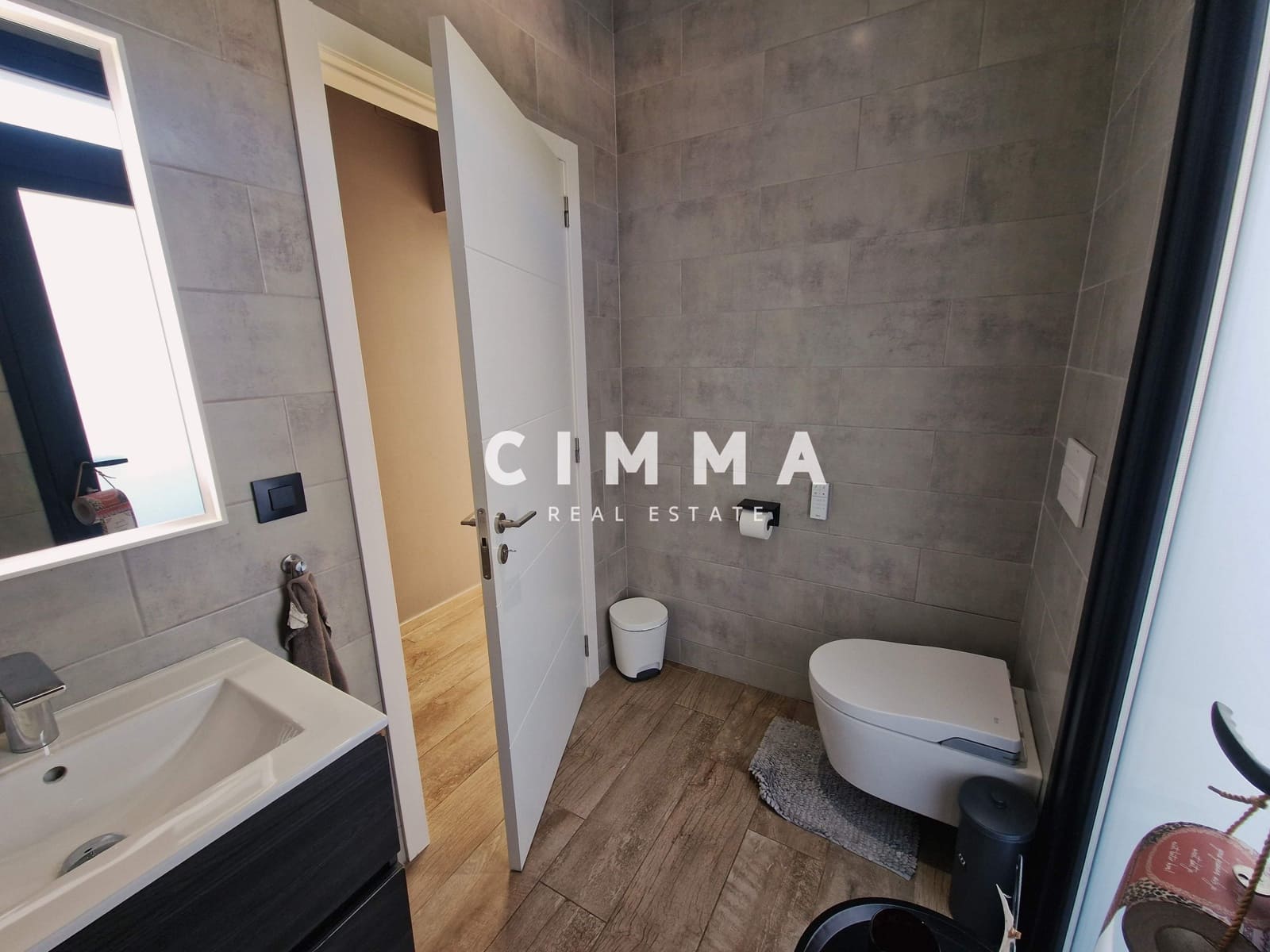 4 bedroom Villa for sale in Calpe / Calp with garage - € 1,300,000 (Ref: 9359430)