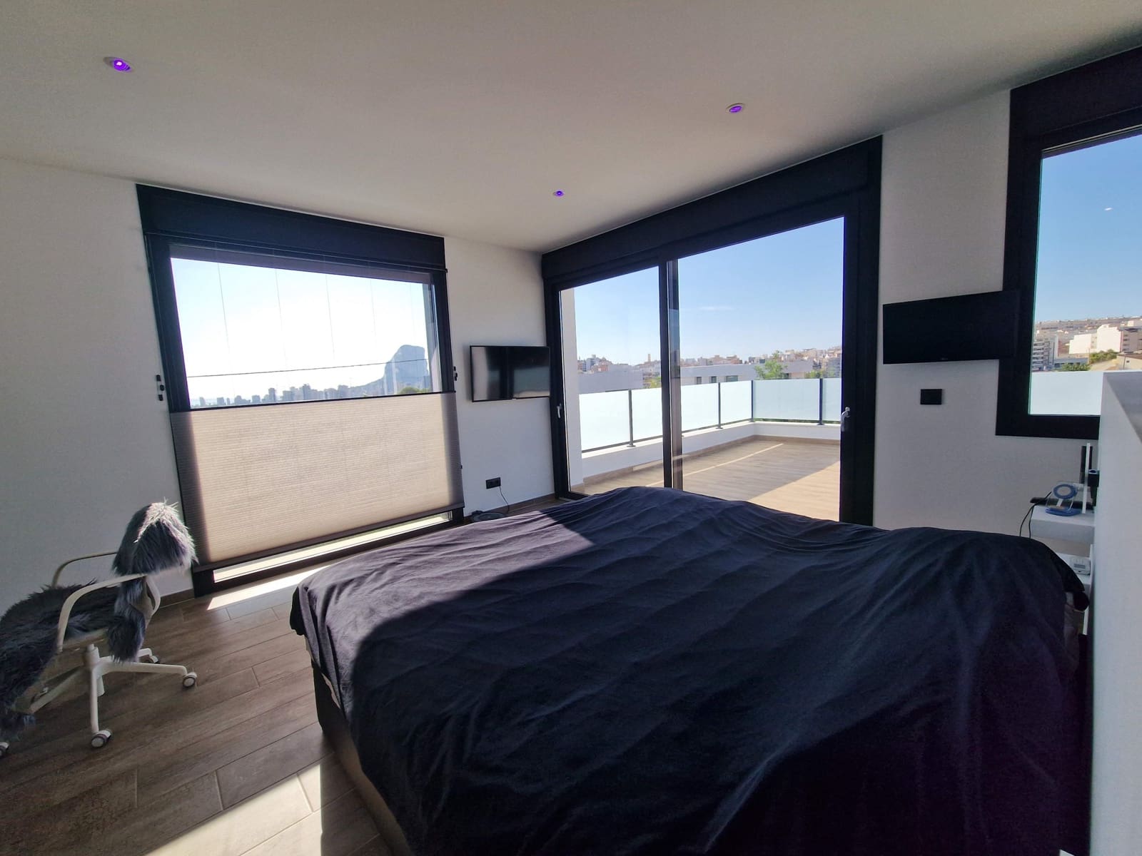 4 bedroom Villa for sale in Calpe / Calp with garage - € 1,300,000 (Ref: 9359430)