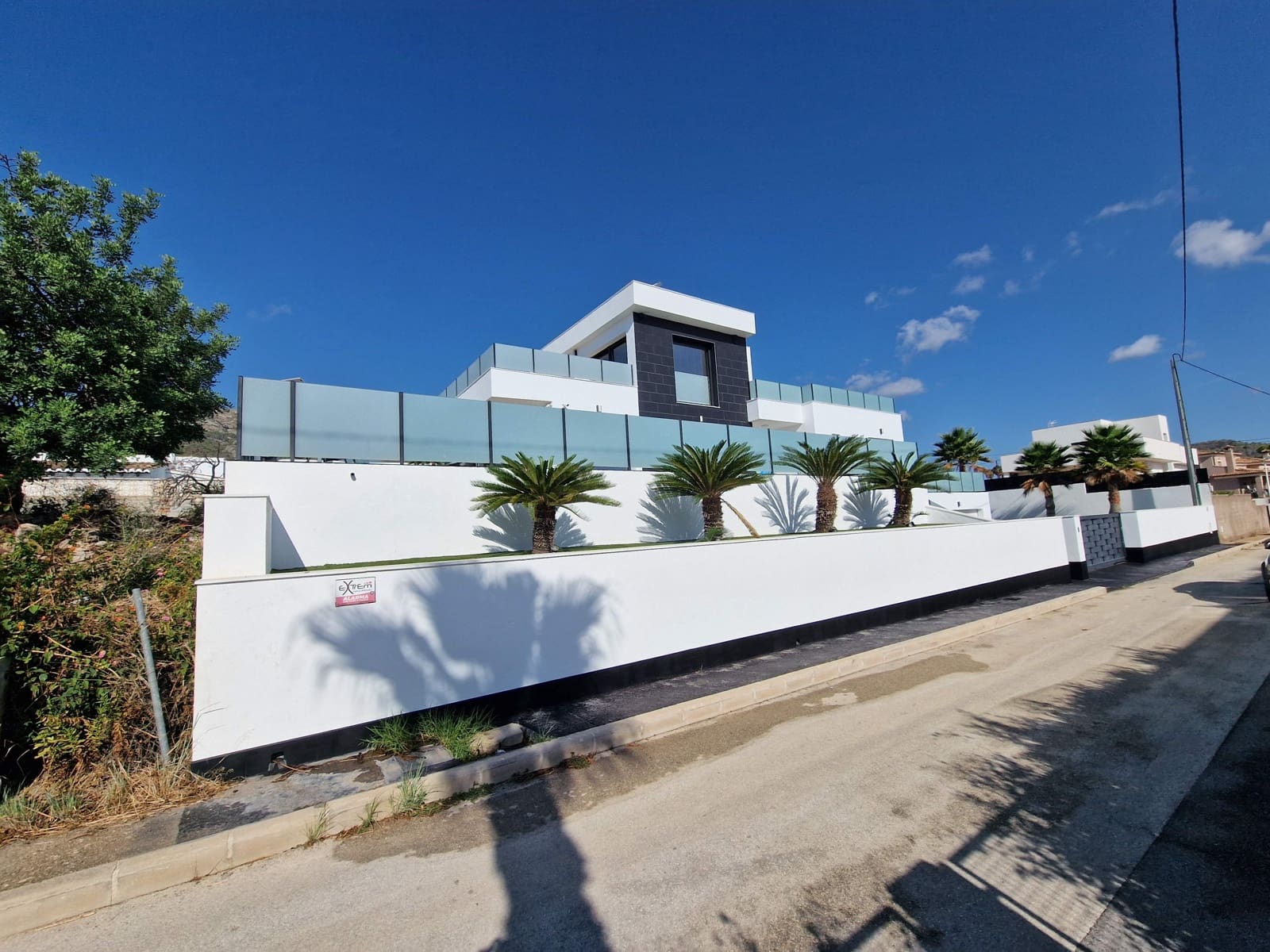 4 bedroom Villa for sale in Calpe / Calp with garage - € 1,300,000 (Ref: 9359430)
