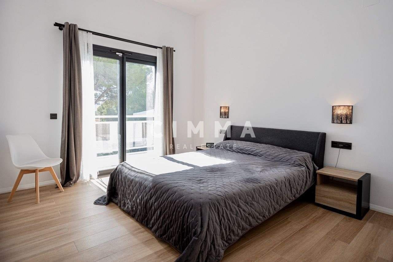 4 slaapkamer Villa te koop in Altea la Vella met zwembad - € 995.000 (Ref: 9359431)