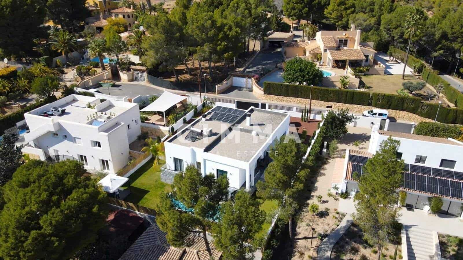 4 slaapkamer Villa te koop in Altea la Vella met zwembad - € 995.000 (Ref: 9359431)