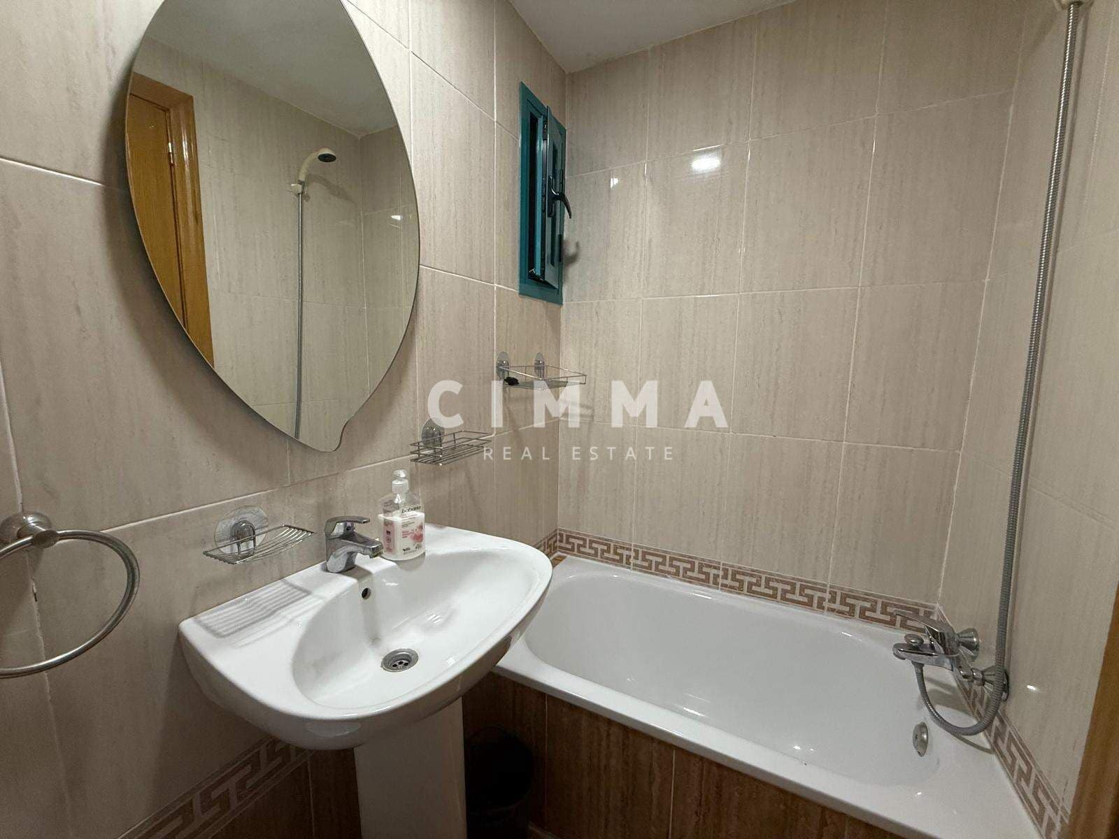 2 bedroom Apartment for sale in La Villajoyosa / Vila Joiosa with garage - € 242,500 (Ref: 9362514)