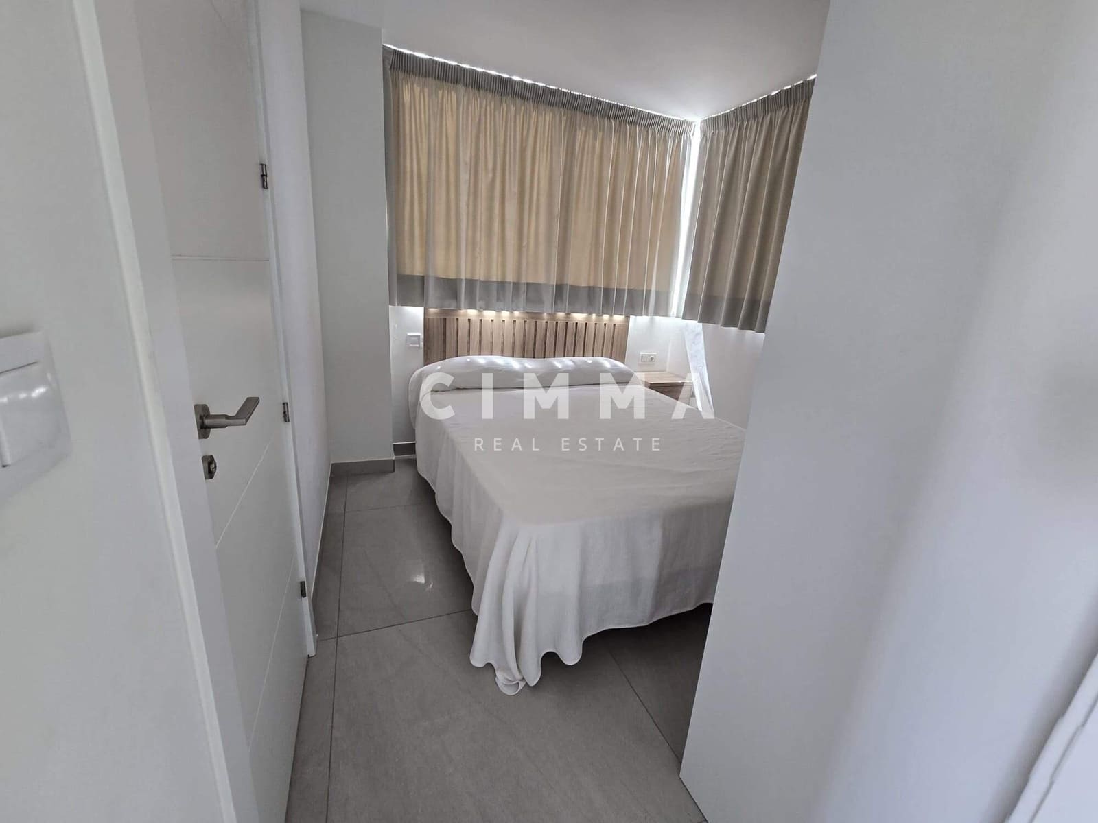 2 bedroom Apartment for sale in Finestrat - € 295,000 (Ref: 9362515)