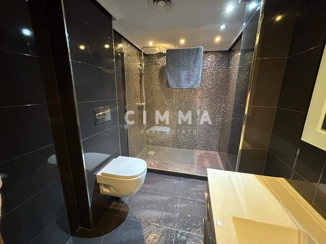 Piso de 3 habitaciones en La Nucia en venta con garaje - 230.000 € (Ref: 9388126)