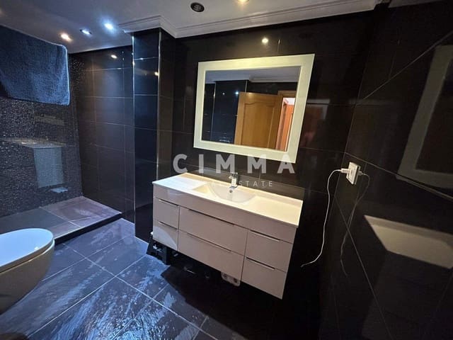 Piso de 3 habitaciones en La Nucia en venta con garaje - 230.000 € (Ref: 9388126)