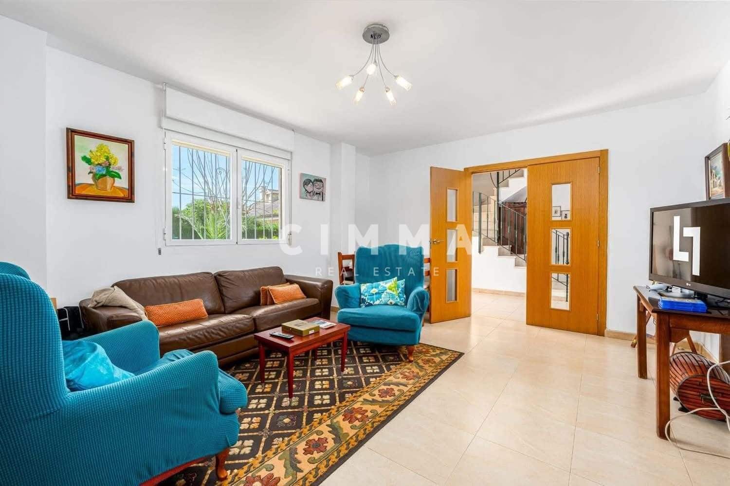 5 bedroom Villa for sale in La Nucia with garage - € 650,000 (Ref: 9396218)