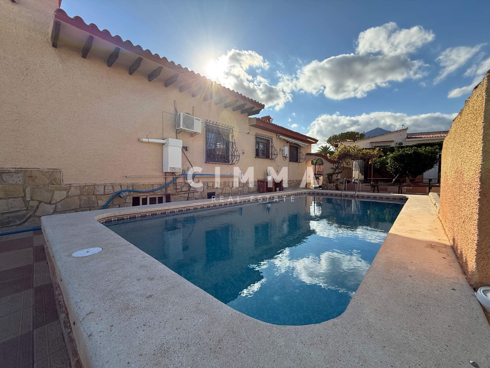 5 camera da letto Villa da affittare in La Nucia con garage - 2.500 € (Rif: 9401602)