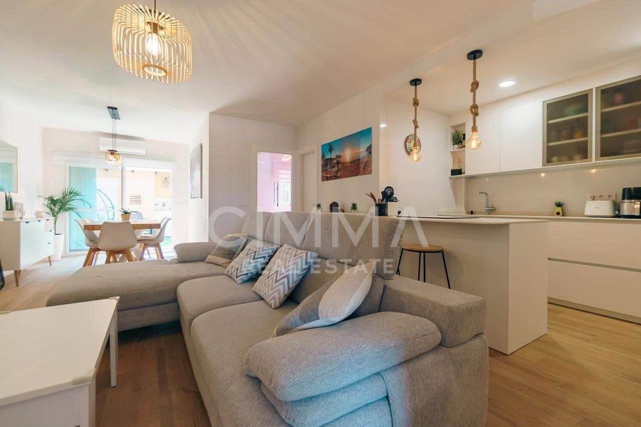 2 bedroom Apartment for sale in Alfaz del Pi / L'Alfas del Pi with pool - € 315,000 (Ref: 9401603)