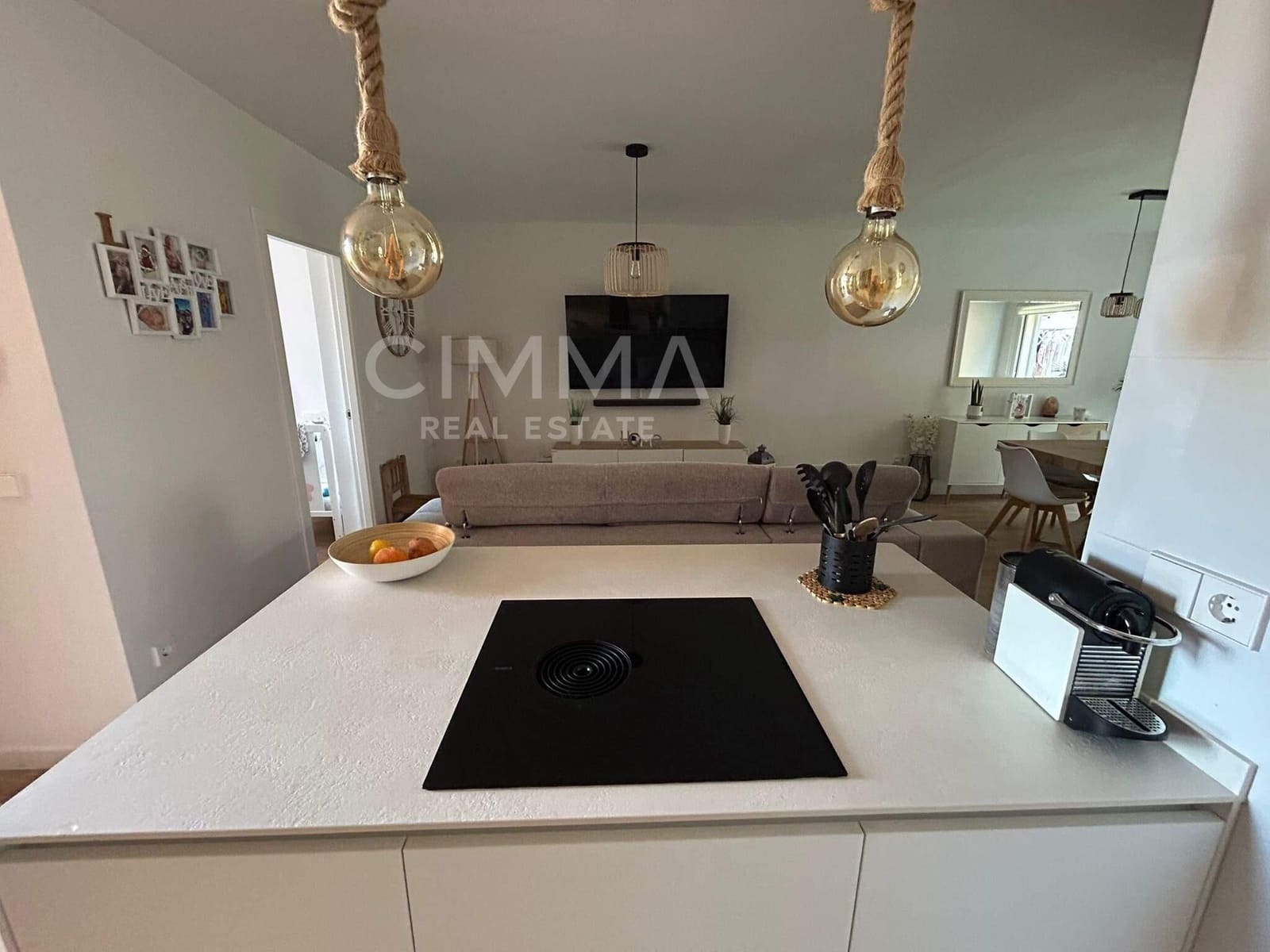 2 bedroom Apartment for sale in Alfaz del Pi / L'Alfas del Pi with pool - € 315,000 (Ref: 9401603)