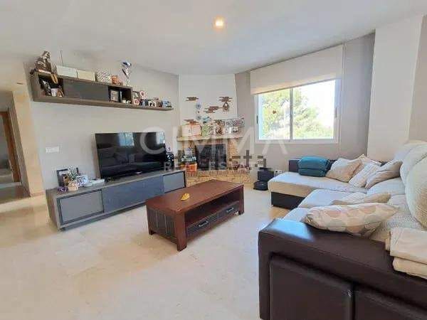 Chalet de 5 habitaciones en La Nucia en venta con garaje - 440.000 € (Ref: 9409278)