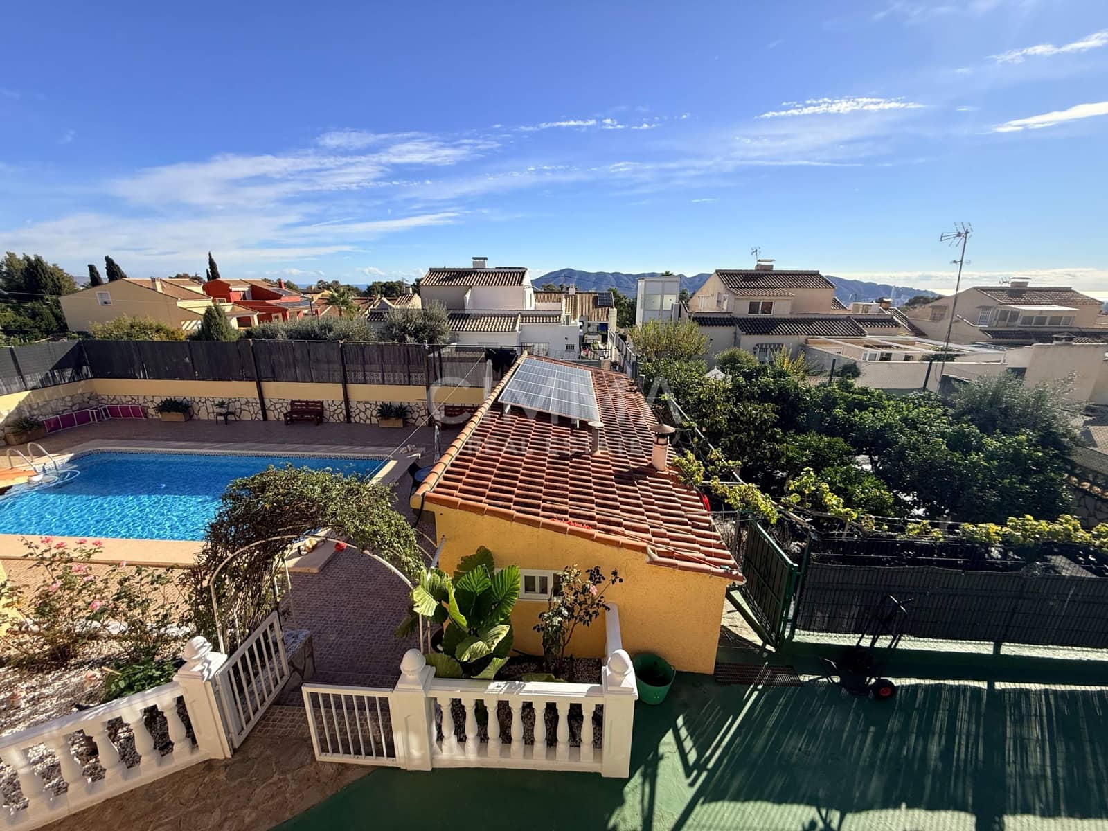 5 bedroom Villa for sale in La Nucia with pool garage - € 595,000 (Ref: 9414284)