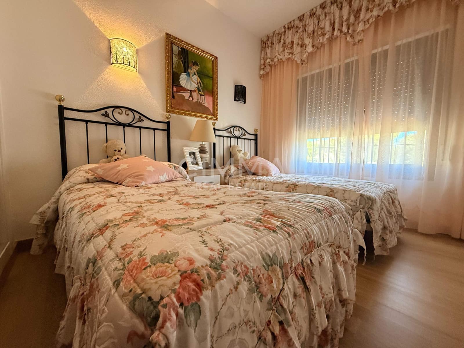 5 bedroom Villa for sale in La Nucia with pool garage - € 595,000 (Ref: 9414284)
