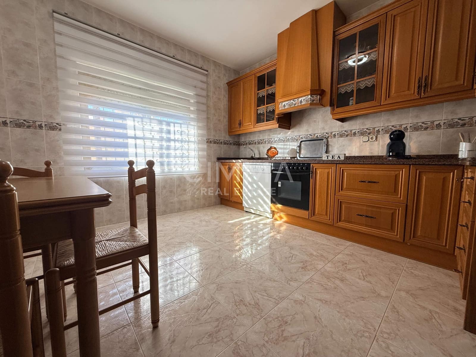 5 bedroom Villa for sale in La Nucia with pool garage - € 595,000 (Ref: 9414284)