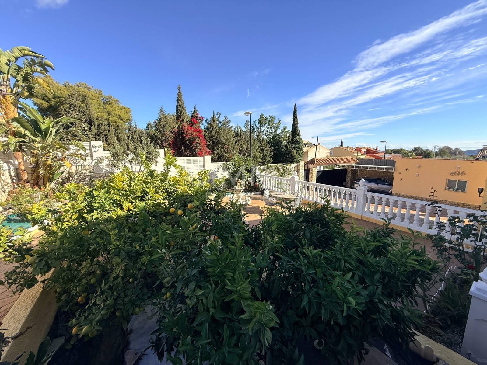 5 bedroom Villa for sale in La Nucia with pool garage - € 595,000 (Ref: 9414284)