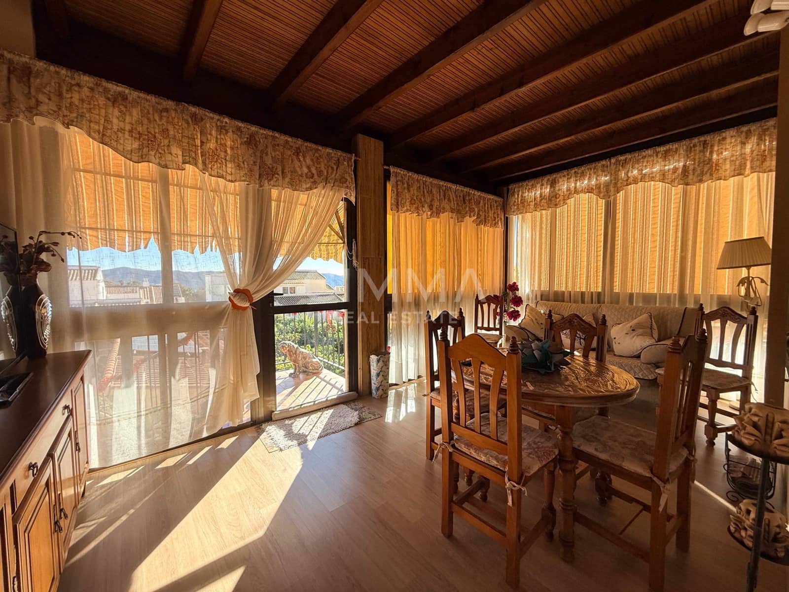 5 bedroom Villa for sale in La Nucia with pool garage - € 595,000 (Ref: 9414284)