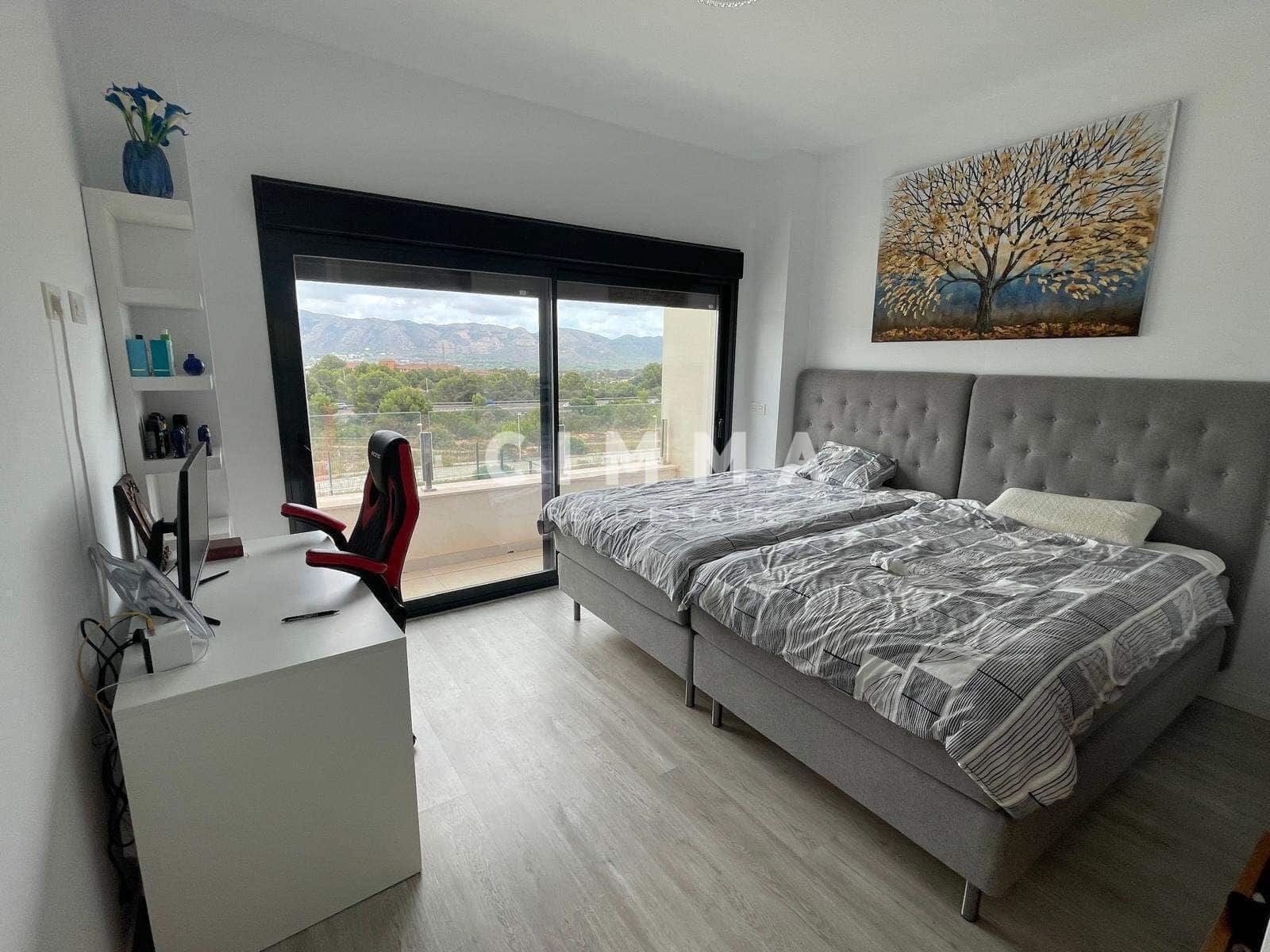 3 sovrum Villa att hyra i Alfaz del Pi / L'Alfas del Pi med garage - 2 950 € (Ref: 9414285)