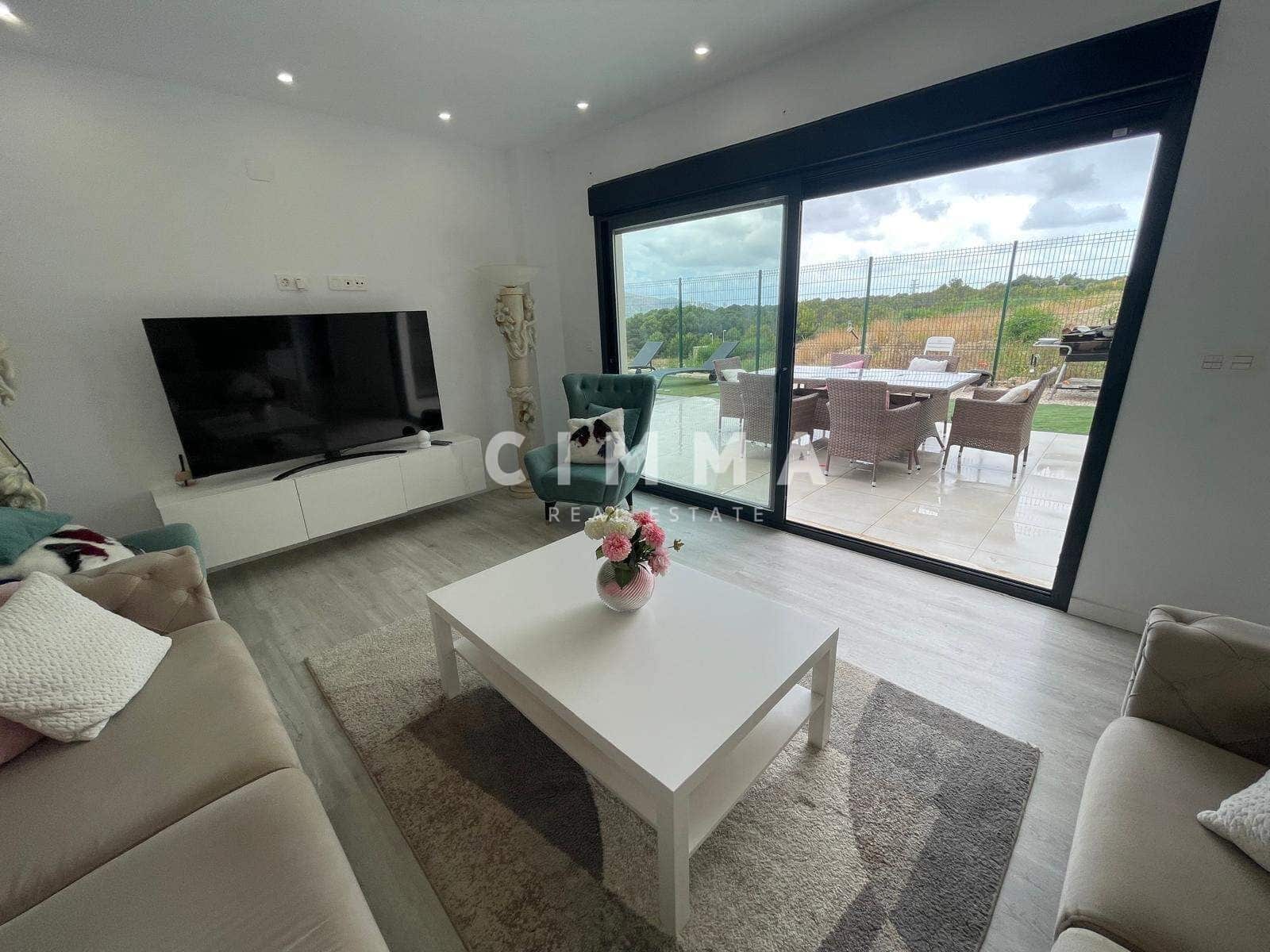 3 sovrum Villa att hyra i Alfaz del Pi / L'Alfas del Pi med garage - 2 950 € (Ref: 9414285)