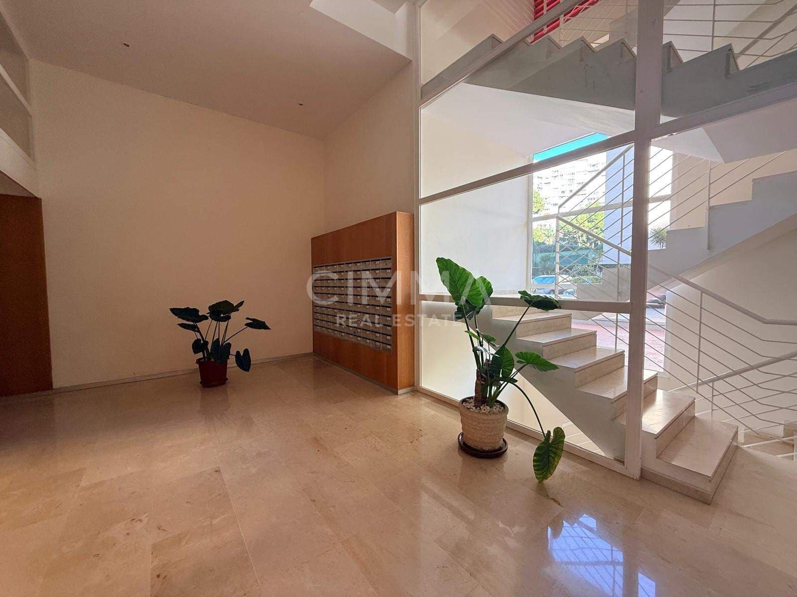 2 bedroom Apartment for sale in Benidorm with pool garage - € 265,000 (Ref: 9416039)