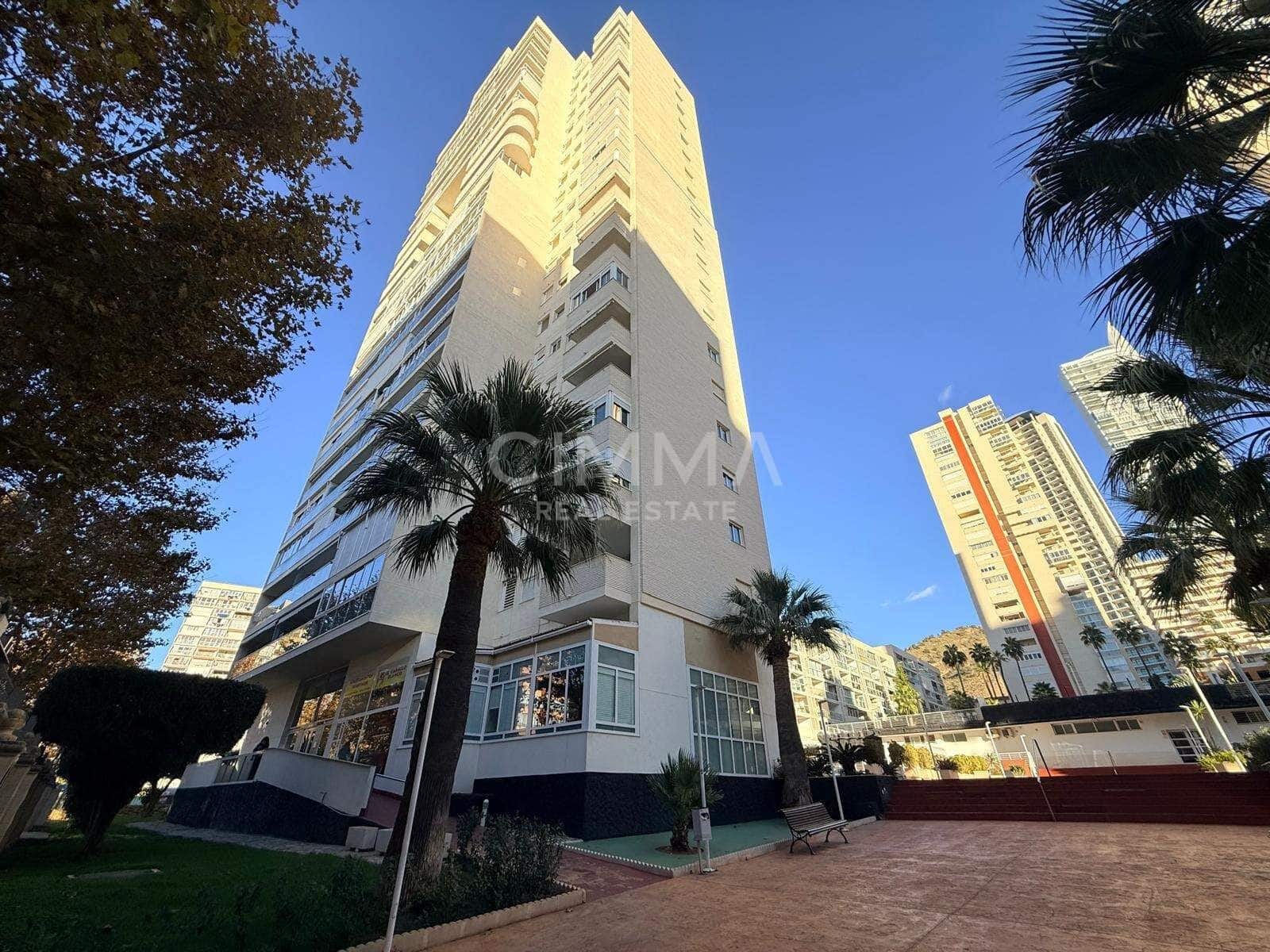 2 bedroom Apartment for sale in Benidorm with pool garage - € 265,000 (Ref: 9416039)
