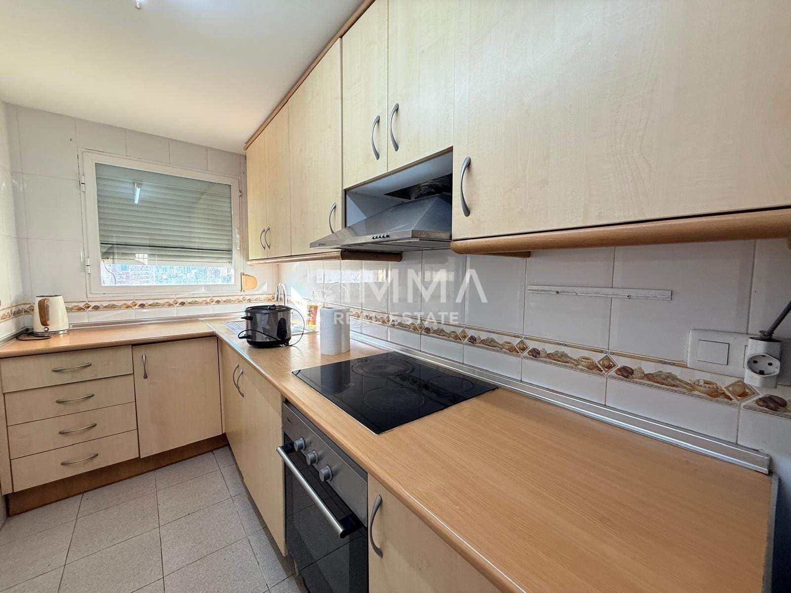 2 makuuhuone Huoneisto myytävänä paikassa Benidorm mukana uima-altaan 
autotalli - 250 000 € (Ref: 9416039)