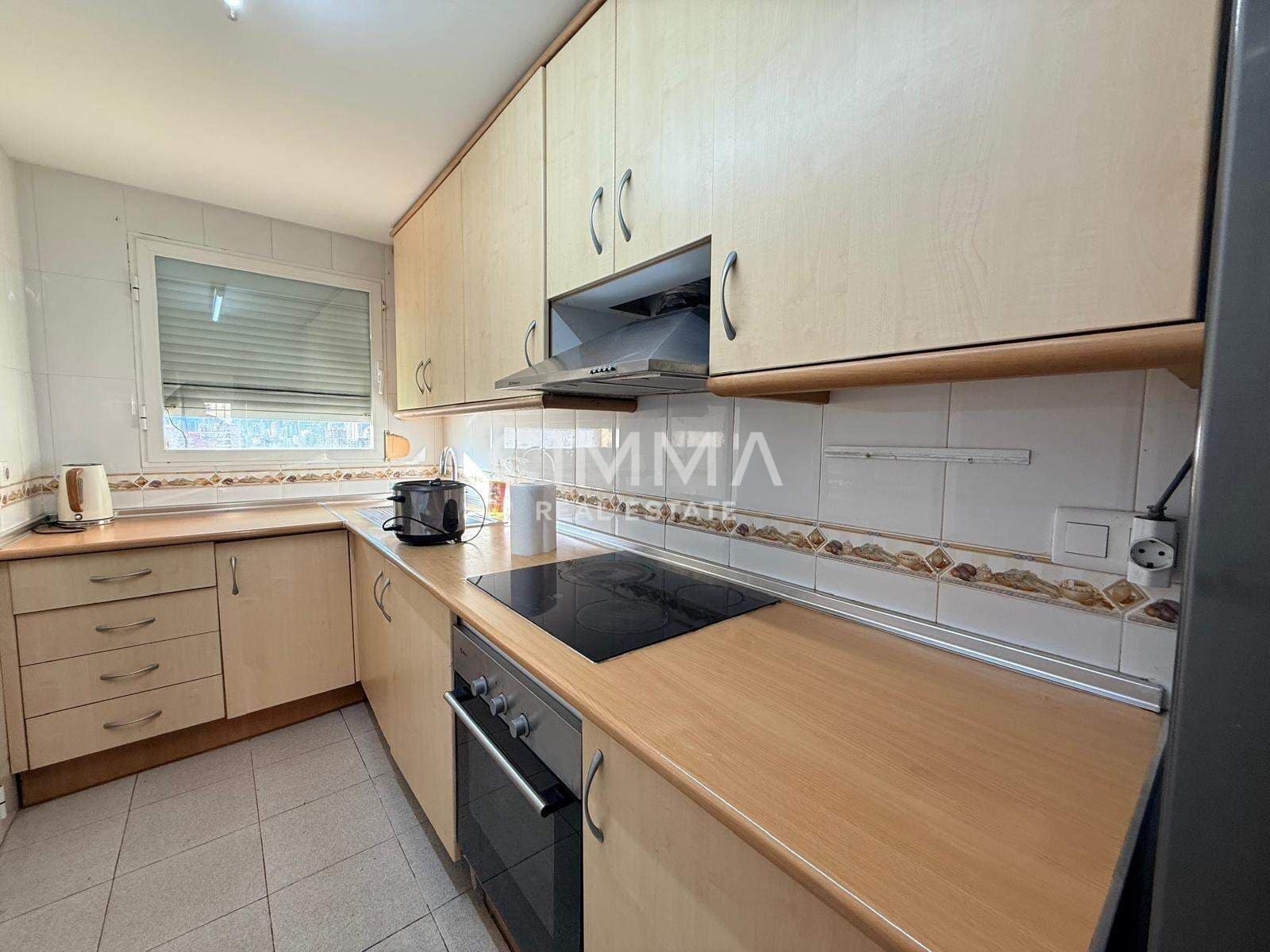 2 makuuhuone Huoneisto myytävänä paikassa Benidorm mukana uima-altaan 
autotalli - 250 000 € (Ref: 9416039)