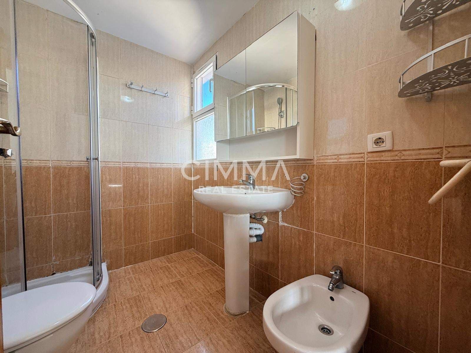 2 makuuhuone Huoneisto myytävänä paikassa Benidorm mukana uima-altaan 
autotalli - 250 000 € (Ref: 9416039)