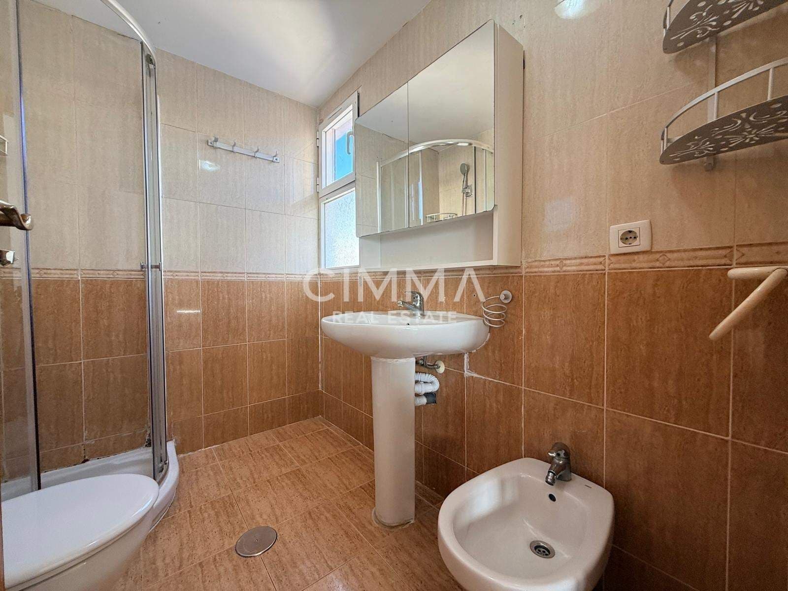 2 makuuhuone Huoneisto myytävänä paikassa Benidorm mukana uima-altaan 
autotalli - 250 000 € (Ref: 9416039)