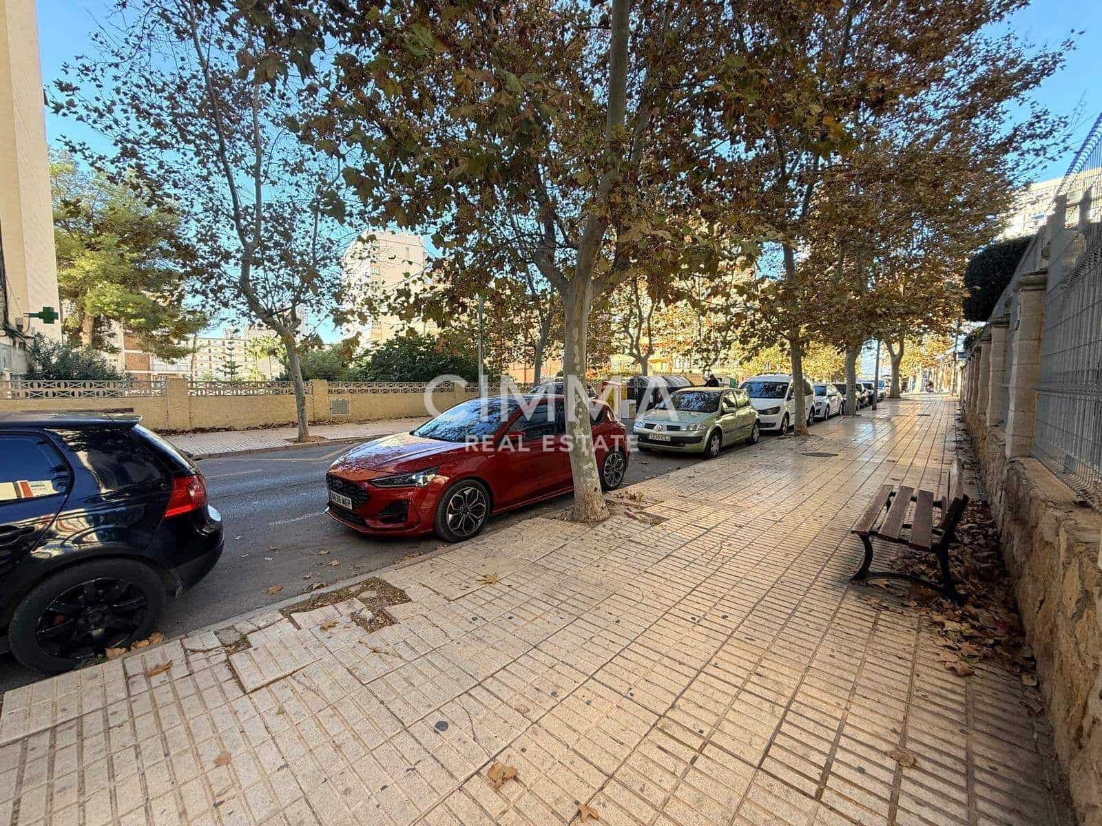 2 makuuhuone Huoneisto myytävänä paikassa Benidorm mukana uima-altaan 
autotalli - 250 000 € (Ref: 9416039)