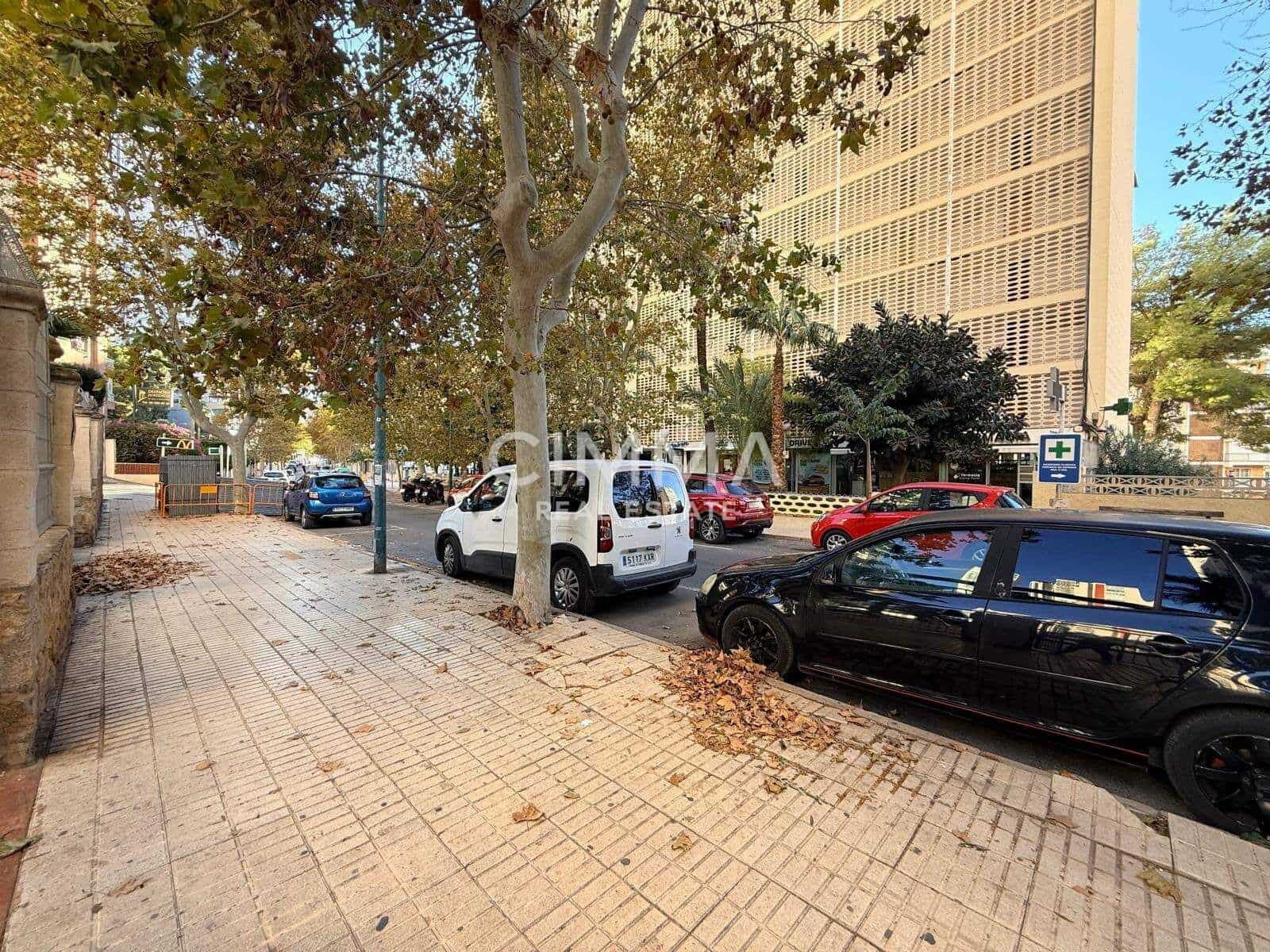 2 makuuhuone Huoneisto myytävänä paikassa Benidorm mukana uima-altaan 
autotalli - 250 000 € (Ref: 9416039)