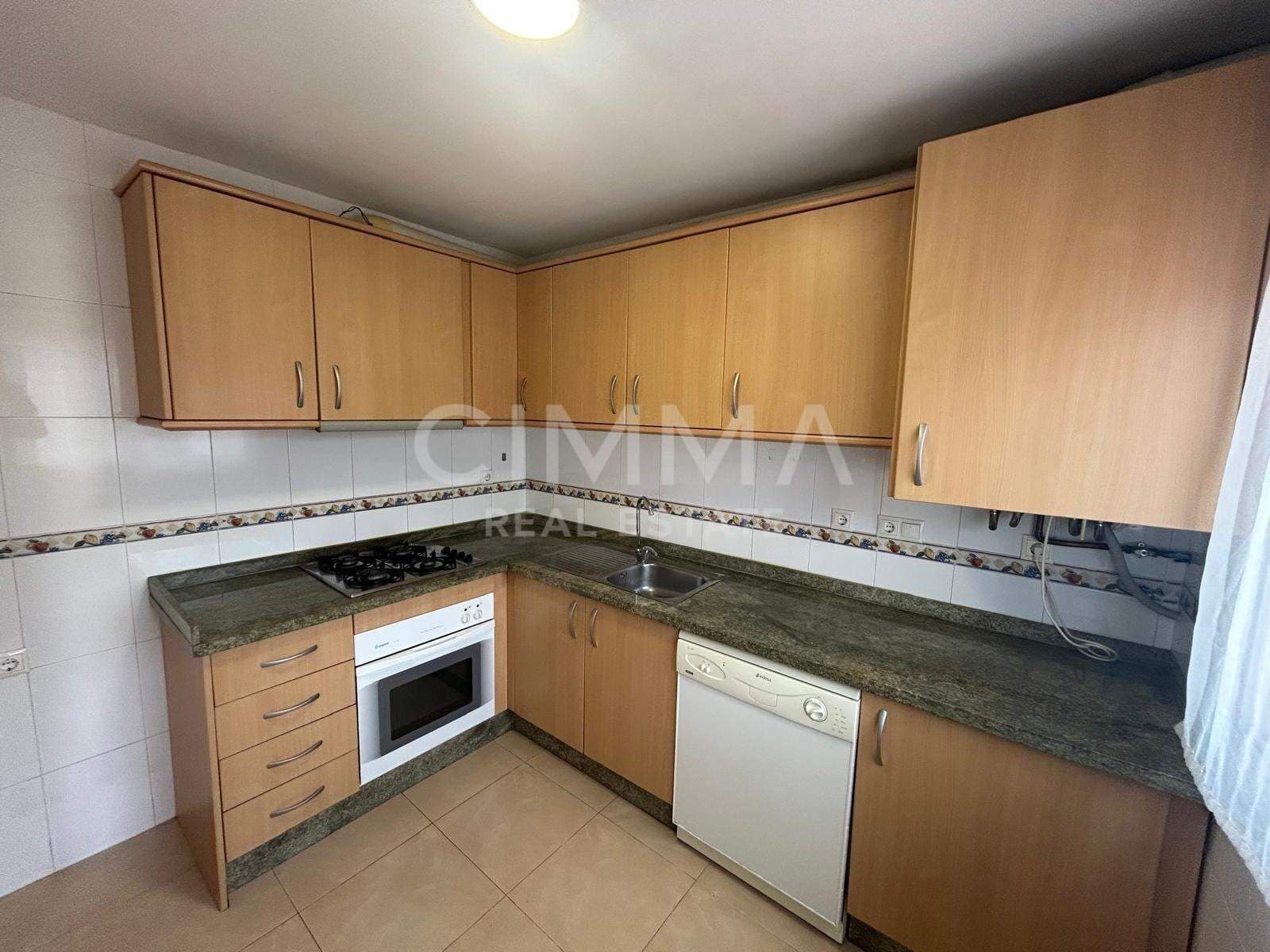 2 bedroom Apartment for sale in Polop with pool garage - € 223,000 (Ref: 9416040)