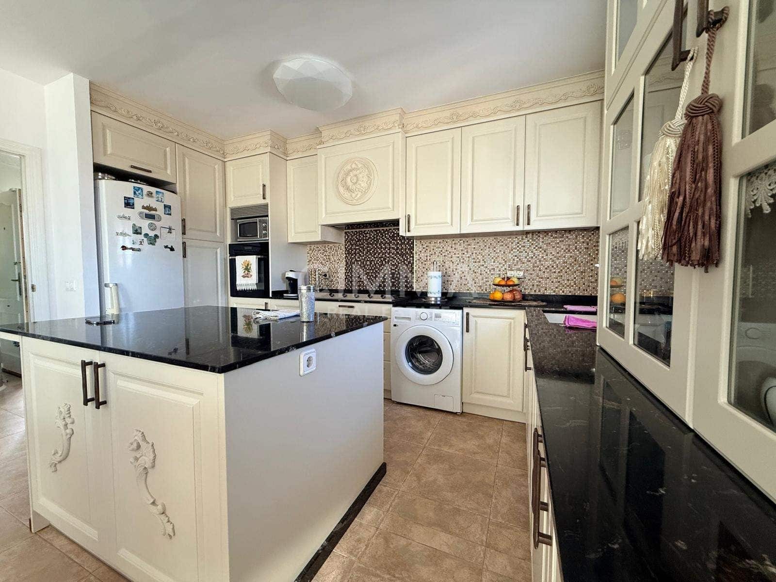 4 bedroom Villa for sale in La Nucia - € 550,000 (Ref: 9423969)