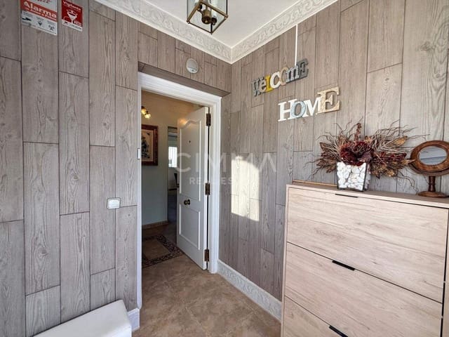 Chalet de 4 habitaciones en La Nucia en venta - 550.000 € (Ref: 9423969)