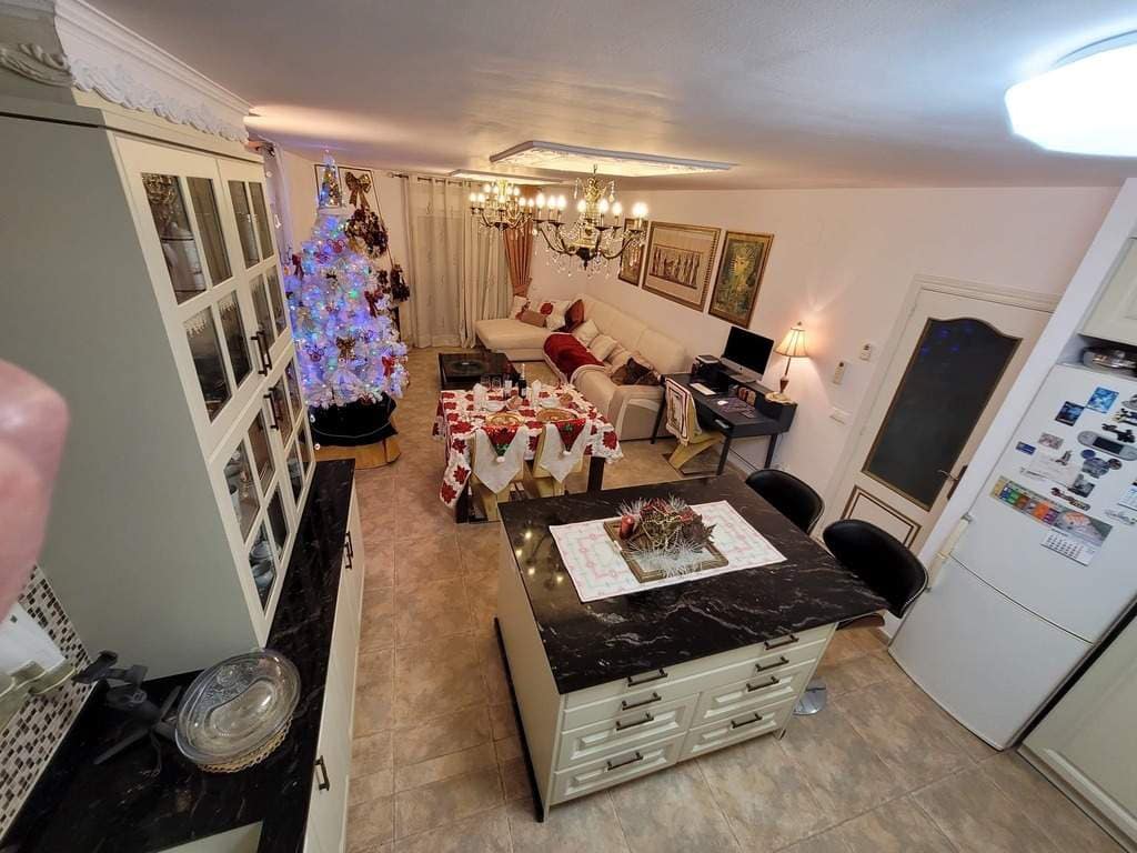 4 soveværelse Villa til salg i La Nucia med garage - € 520.000 (Ref: 9423969)