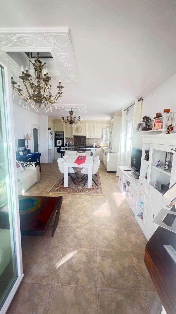 4 soveværelse Villa til salg i La Nucia med garage - € 520.000 (Ref: 9423969)