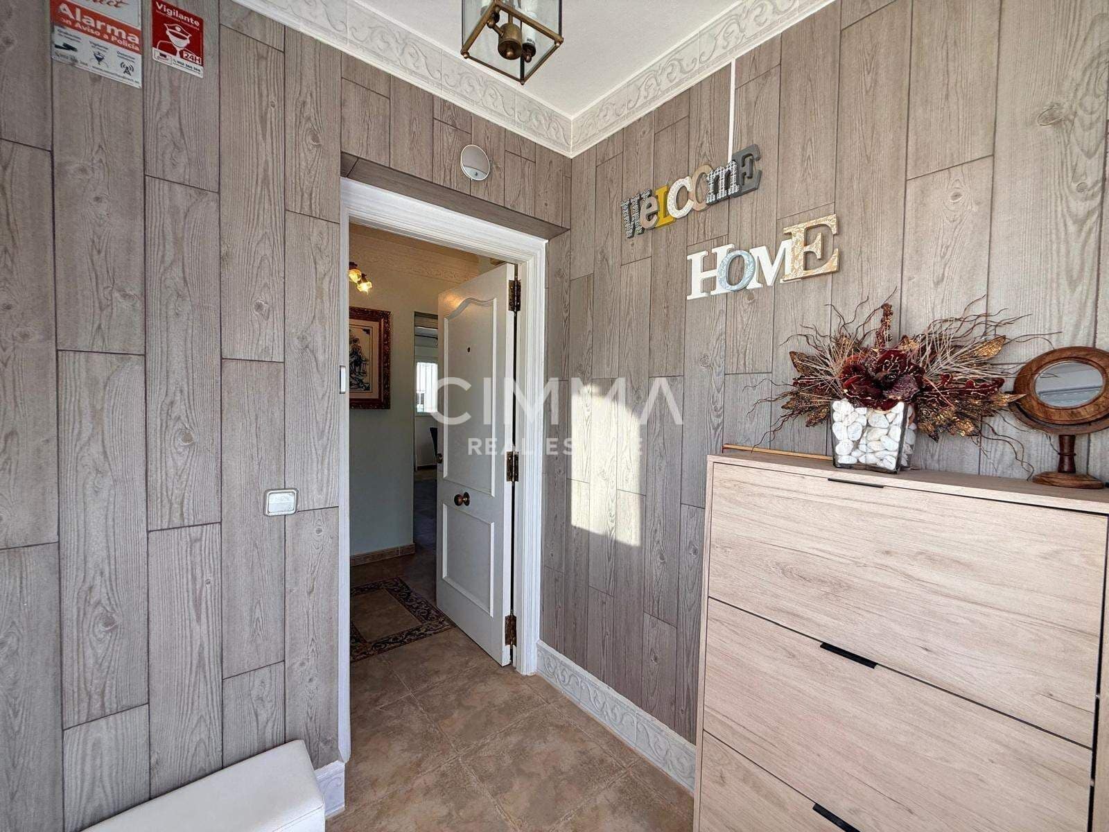 4 bedroom Villa for sale in La Nucia with garage - € 495,000 (Ref: 9423969)
