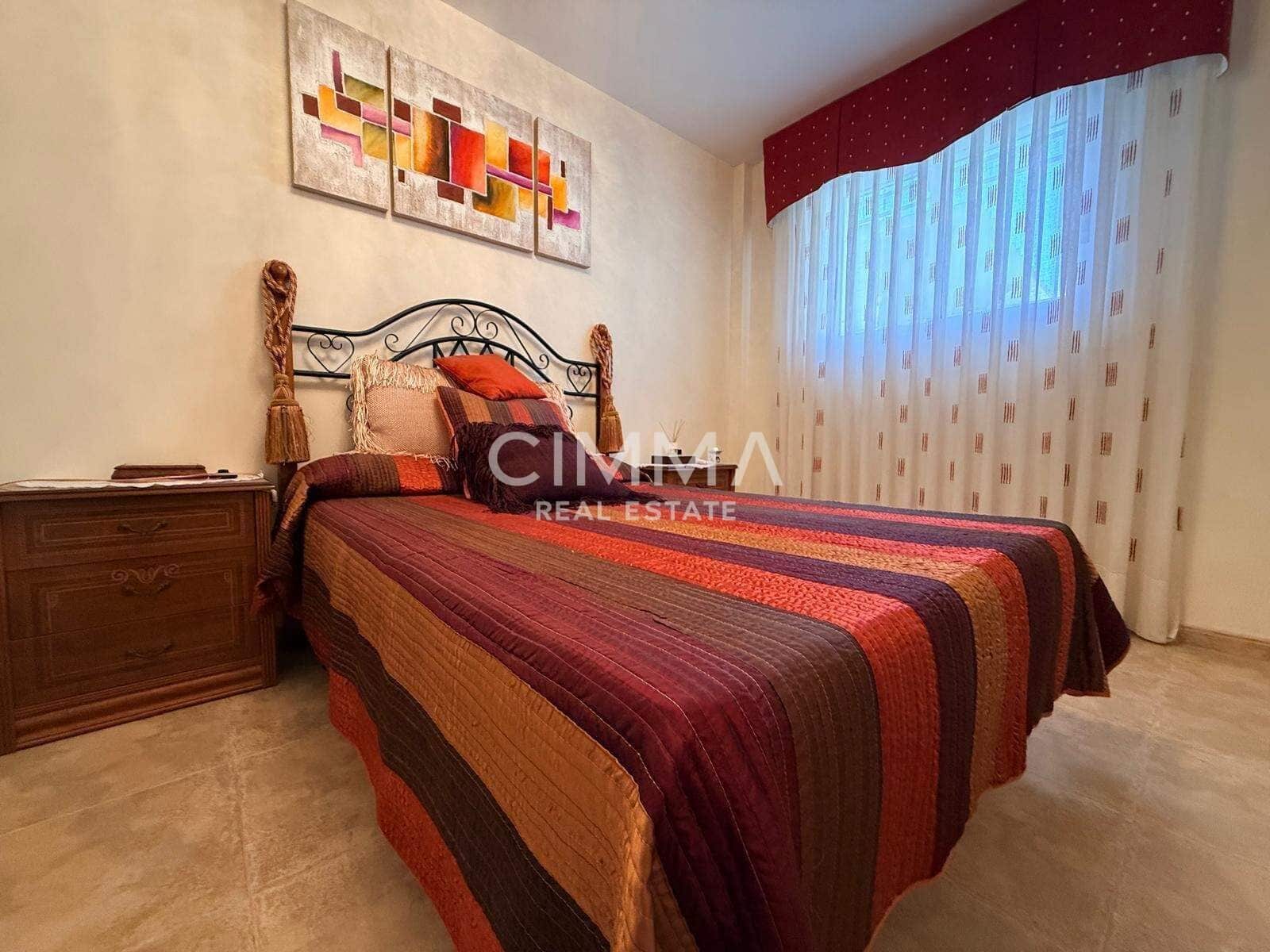 4 bedroom Villa for sale in La Nucia with garage - € 495,000 (Ref: 9423969)