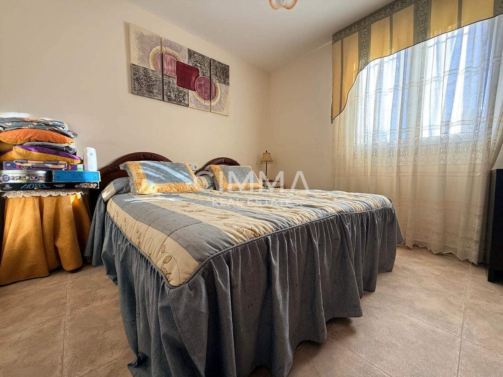 4 bedroom Villa for sale in La Nucia with garage - € 495,000 (Ref: 9423969)
