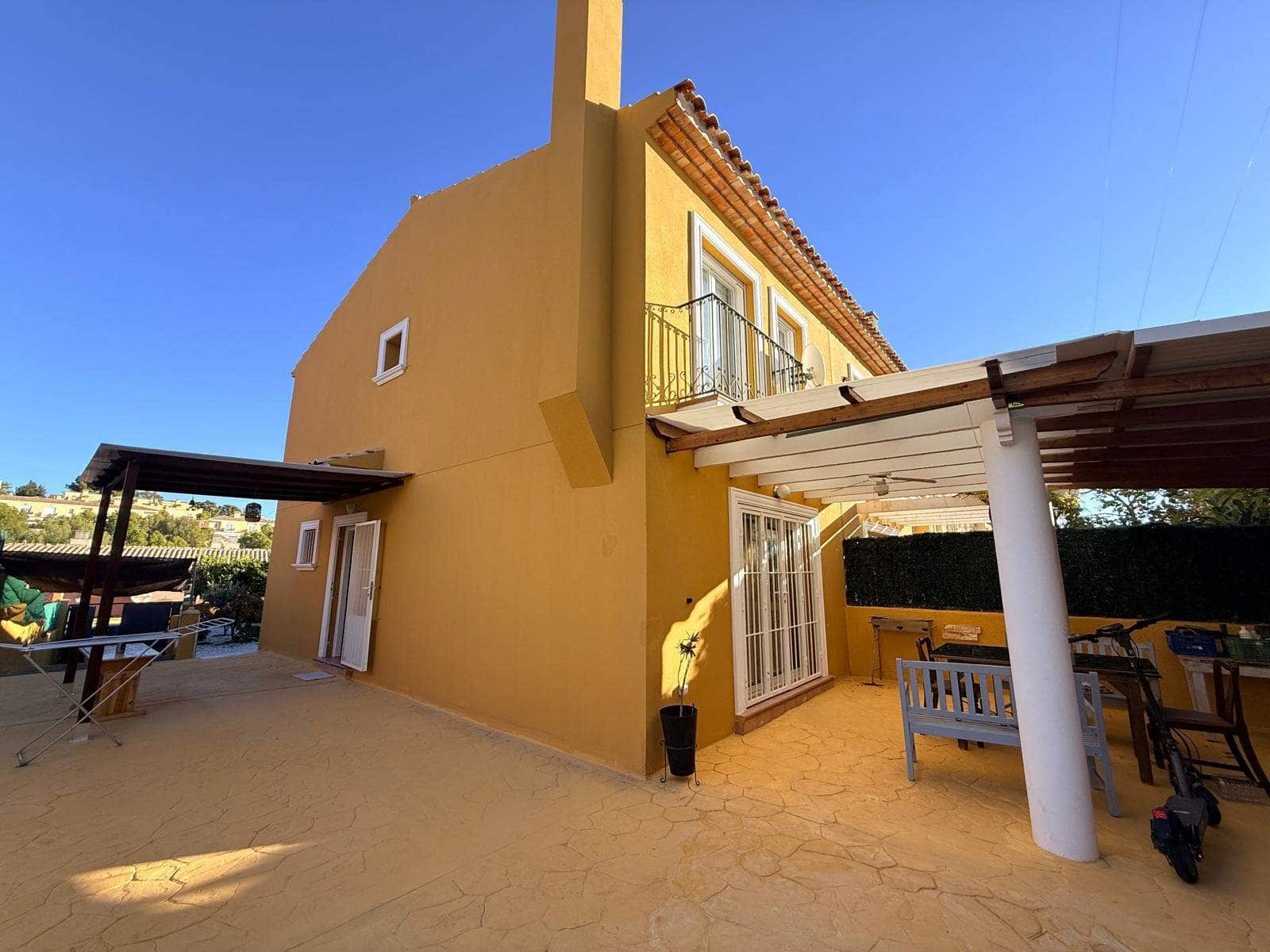 3 soveværelse Rækkehus til salg i La Nucia med garage - € 315.000 (Ref: 9427425)