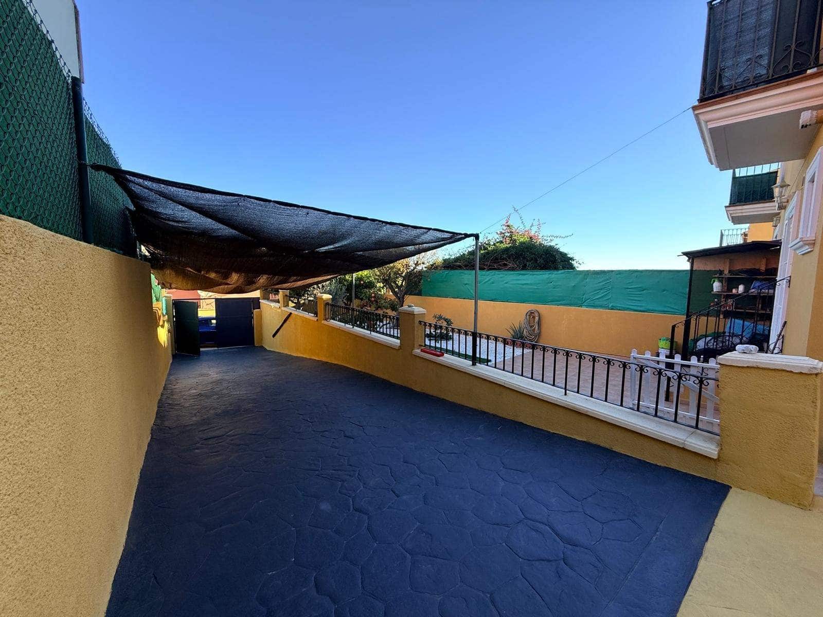 3 soveværelse Rækkehus til salg i La Nucia med garage - € 315.000 (Ref: 9427425)