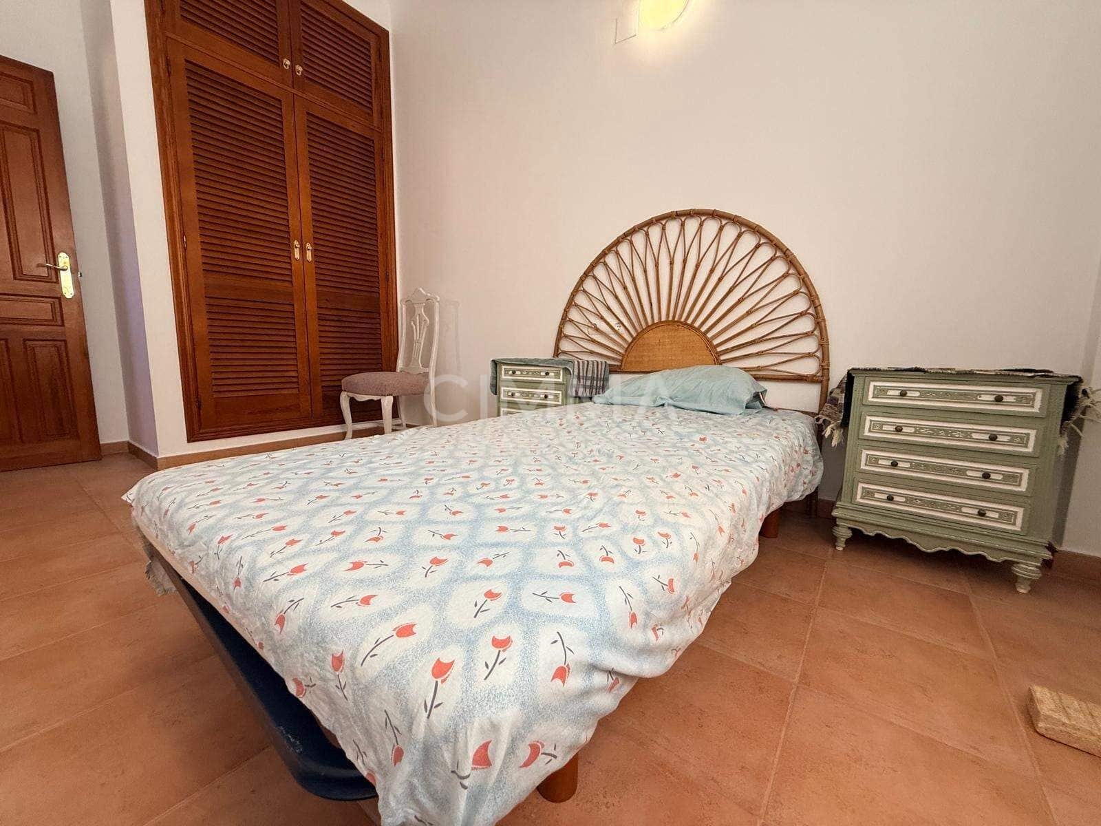 3 Zimmer Reihenhaus zu verkaufen in La Nucia mit Garage - 315.000 € (Ref: 9427425)