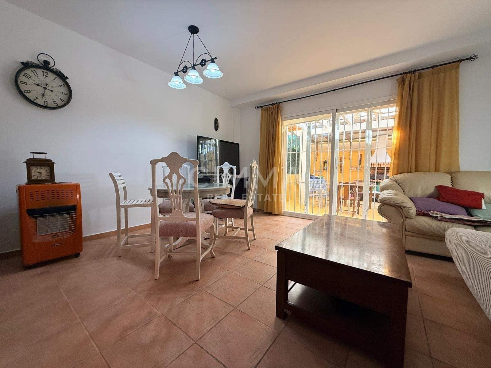 3 Zimmer Reihenhaus zu verkaufen in La Nucia mit Garage - 315.000 € (Ref: 9427425)