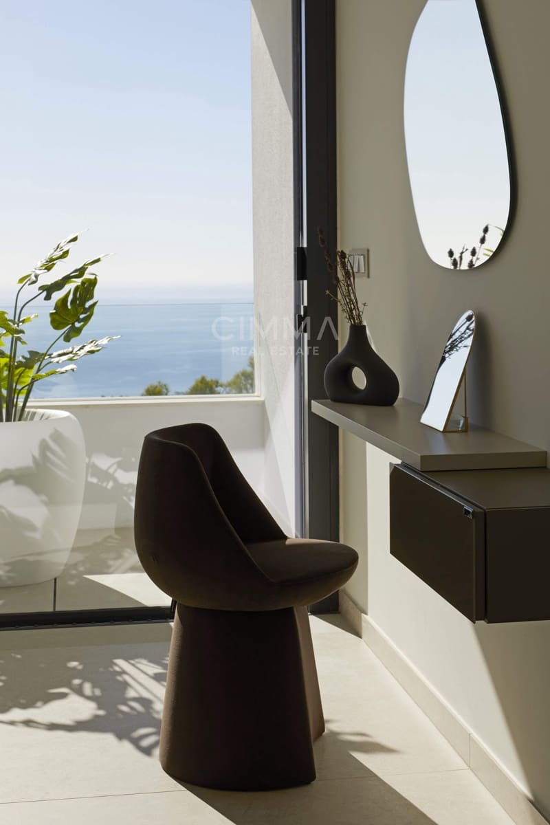 4 bedroom Villa for sale in Altea with pool - € 2,135,000 (Ref: 9431012)