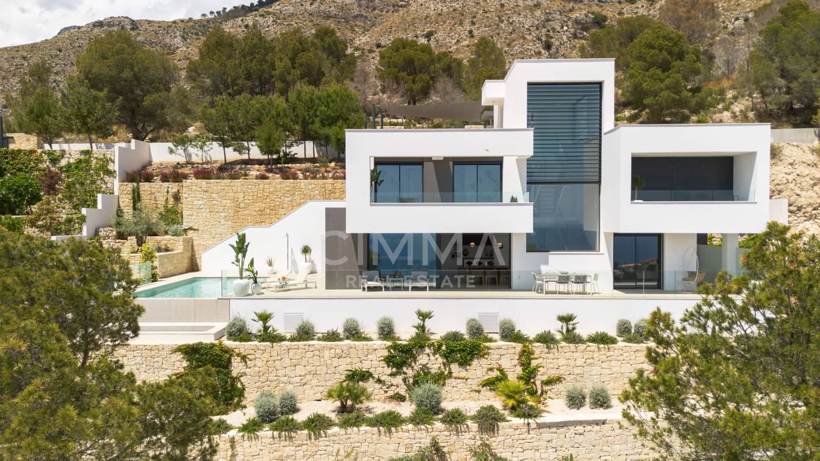 4 bedroom Villa for sale in Altea with pool - € 2,135,000 (Ref: 9431012)