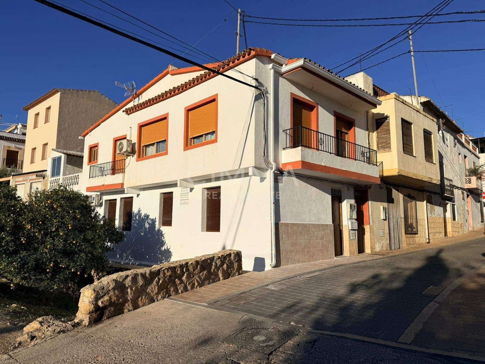 Casa de 3 habitaciones en Barranco Hondo en venta - 250.000 € (Ref: 9431013)