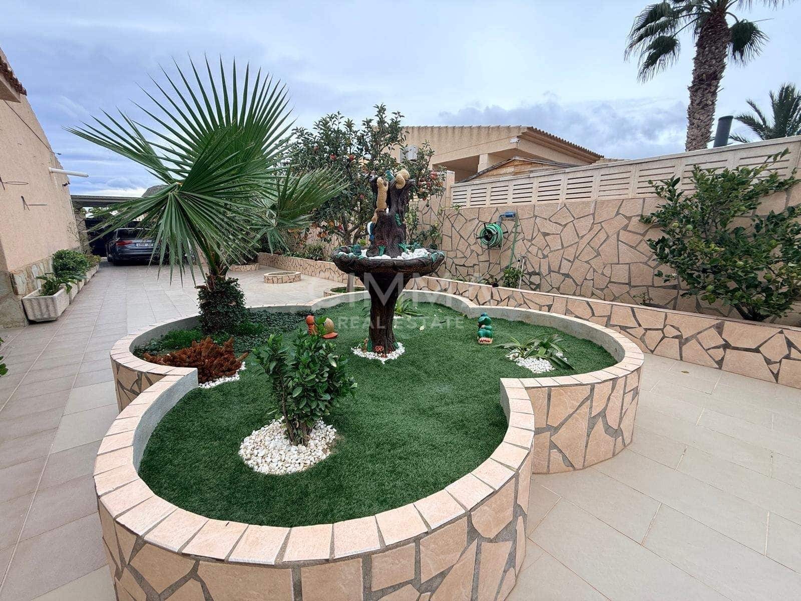 3 chambre Villa/Maison à vendre à La Nucia avec garage - 560 000 € (Ref: 9440222)