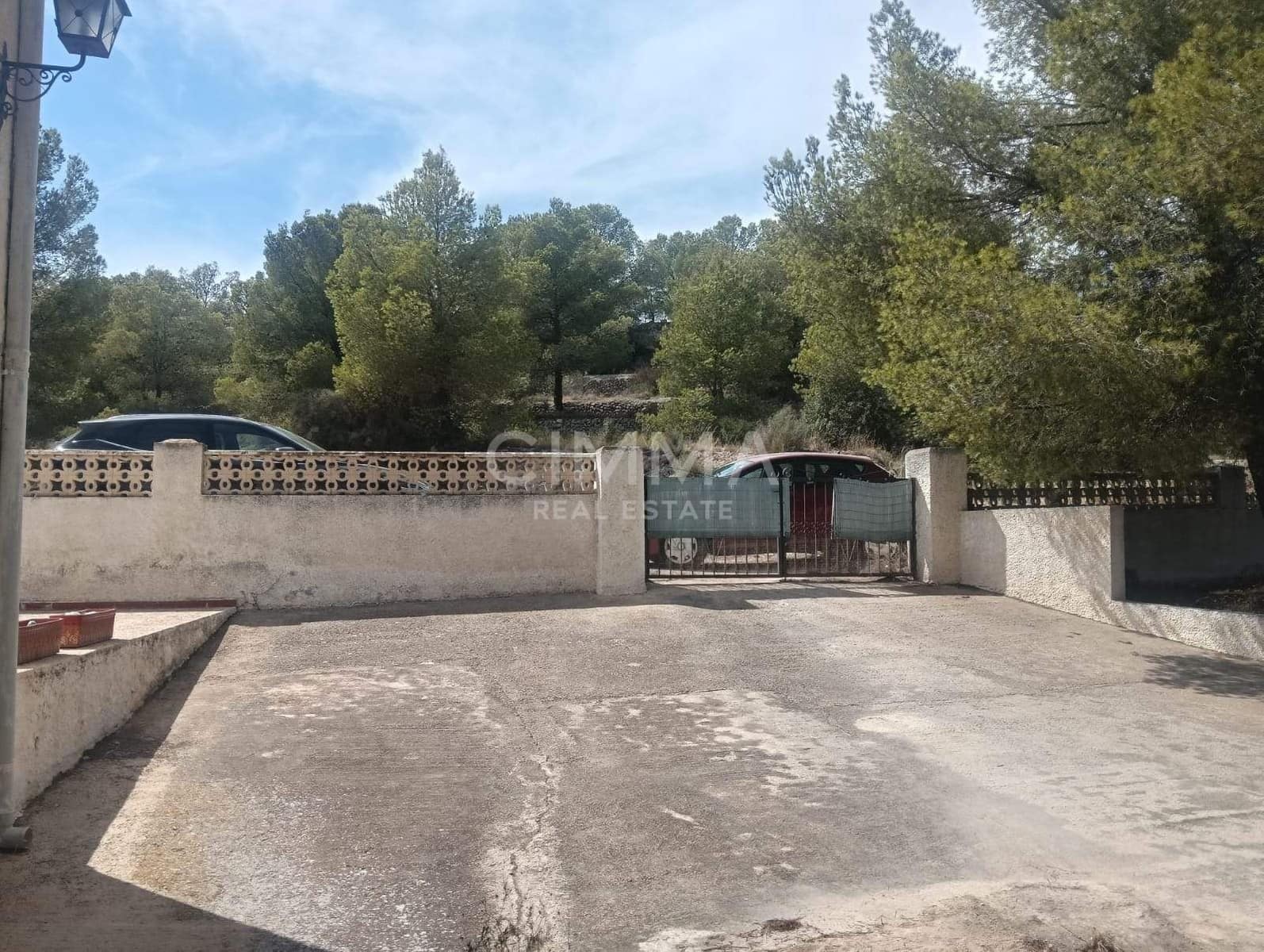 7 bedroom Villa for sale in La Nucia with garage - € 630,000 (Ref: 9456487)