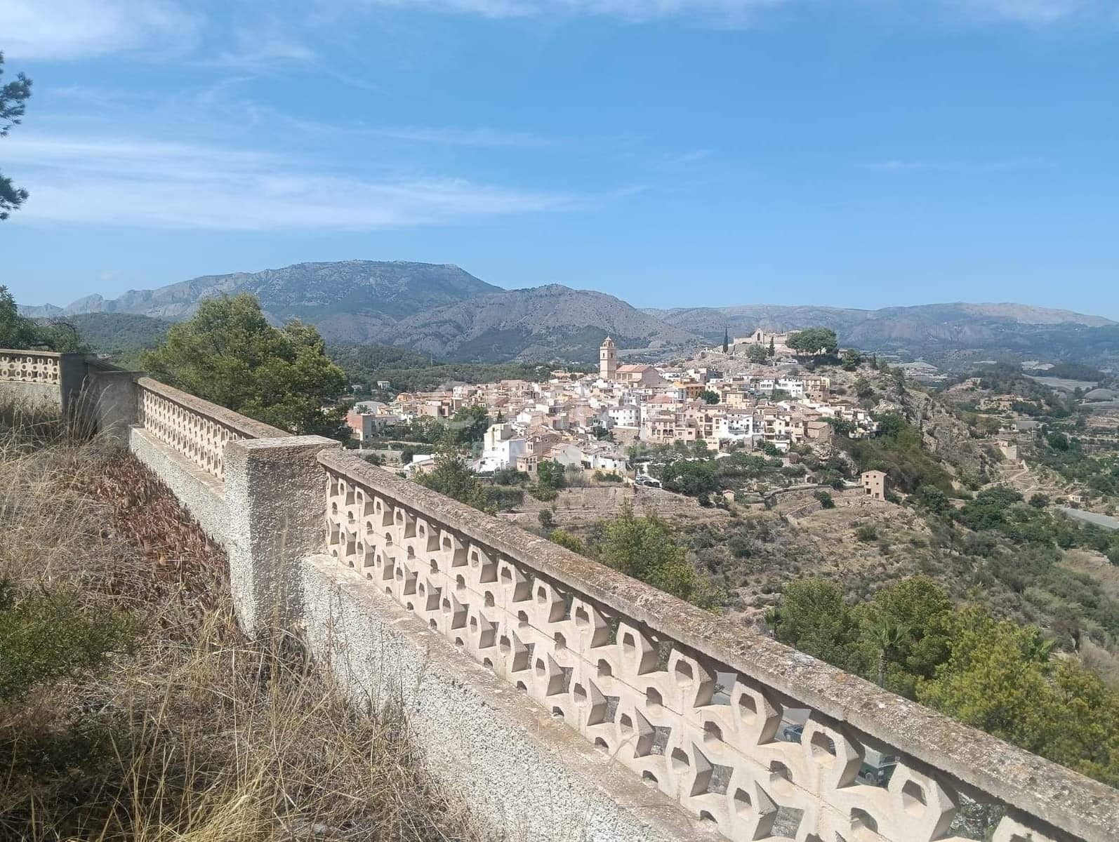 7 bedroom Villa for sale in La Nucia with garage - € 630,000 (Ref: 9456487)