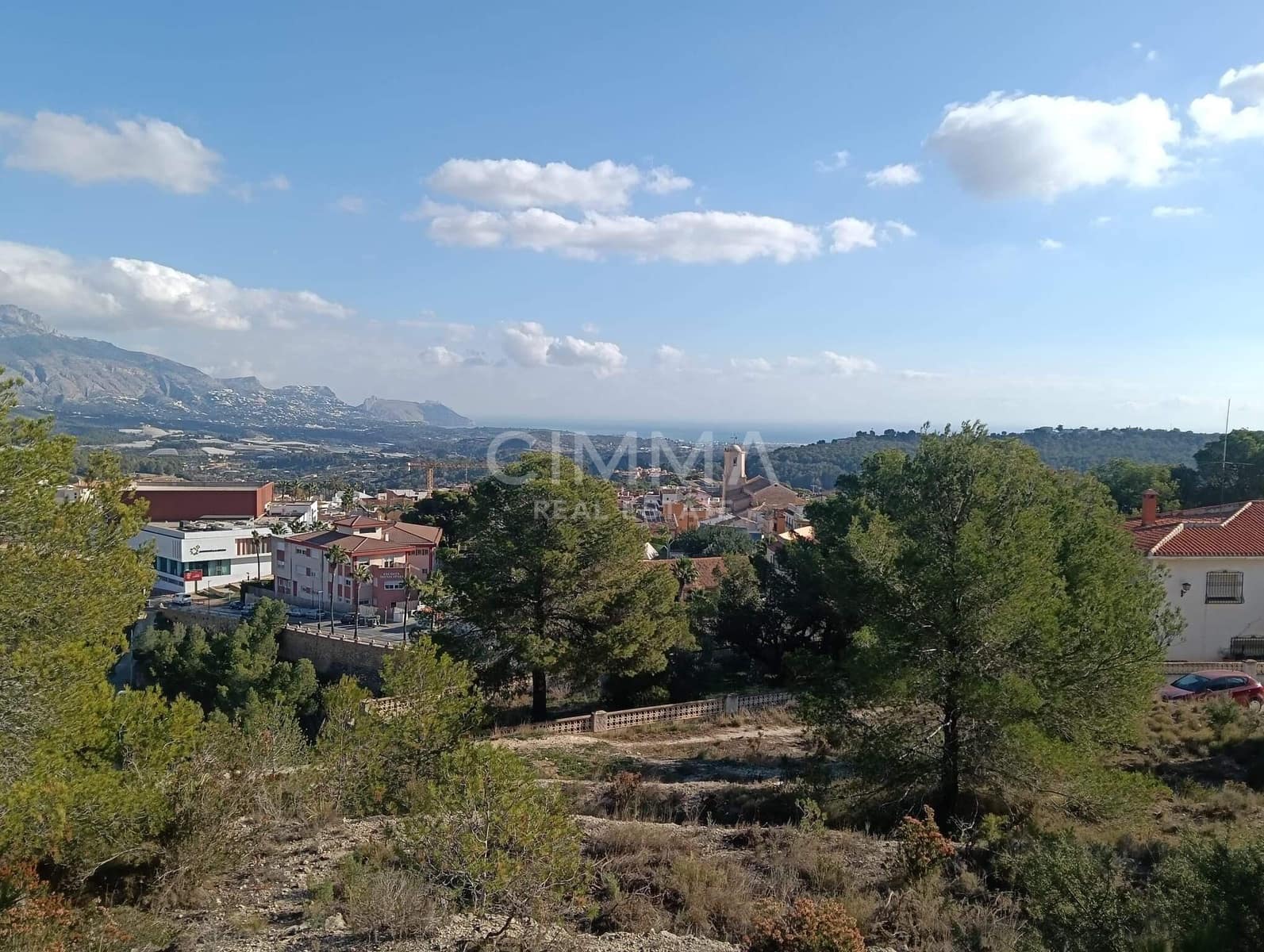 7 bedroom Villa for sale in La Nucia with garage - € 630,000 (Ref: 9456487)