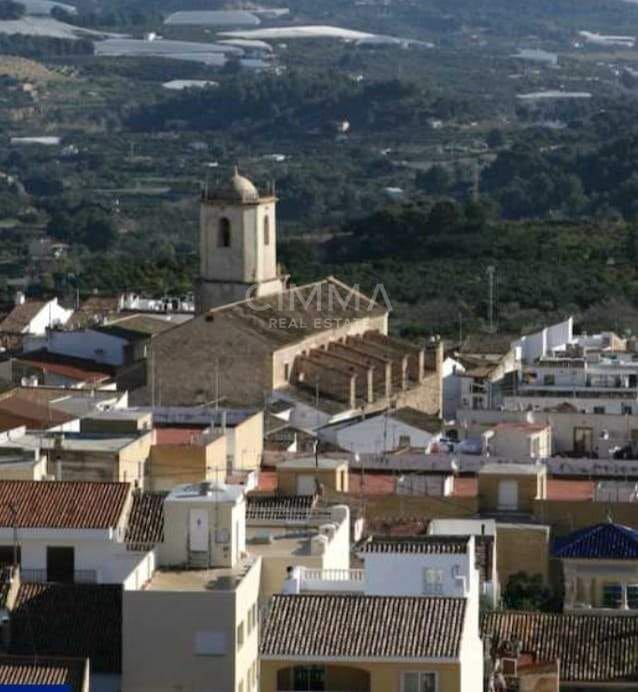 7 sypialnia Willa na sprzedaż w La Nucia z garażem - 840 000 € (Ref: 9456487)